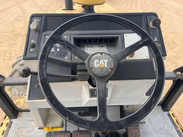 caterpillar-416b-image-29