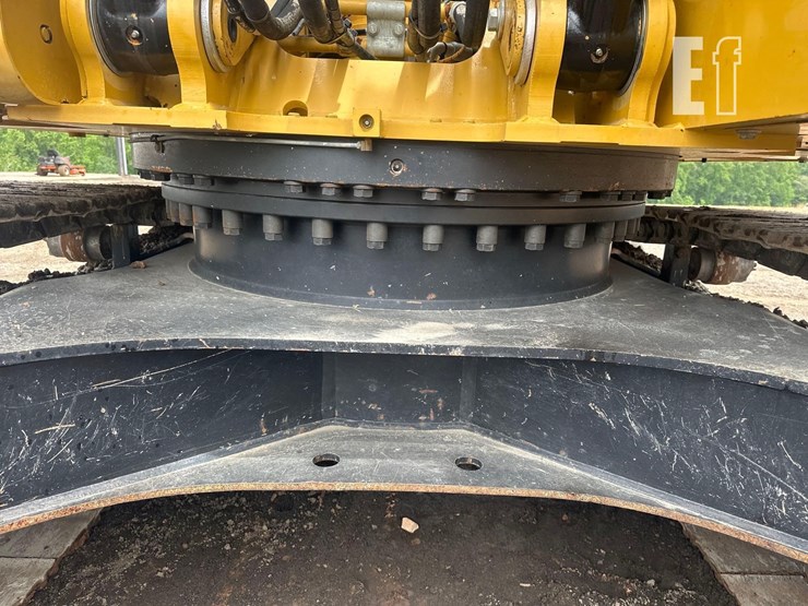 2021-caterpillar-320gc-image-19