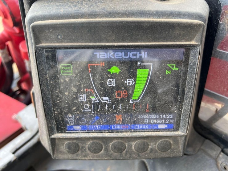 takeuchi-tl10v2-image-31