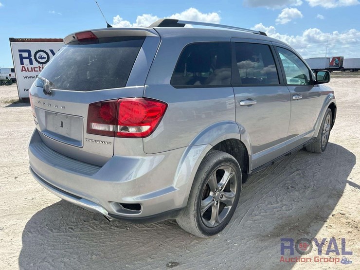 2016-dodge-journey-image-3