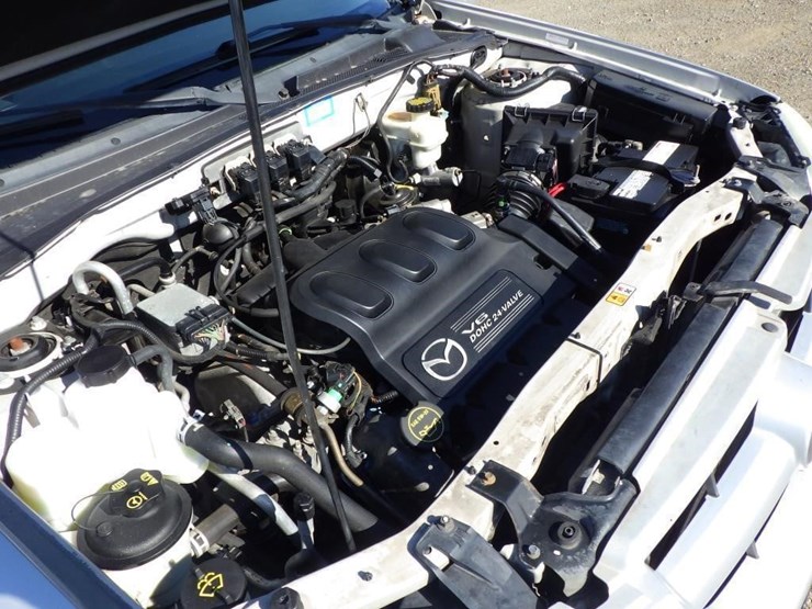 2005-mazda-tribute-image-11