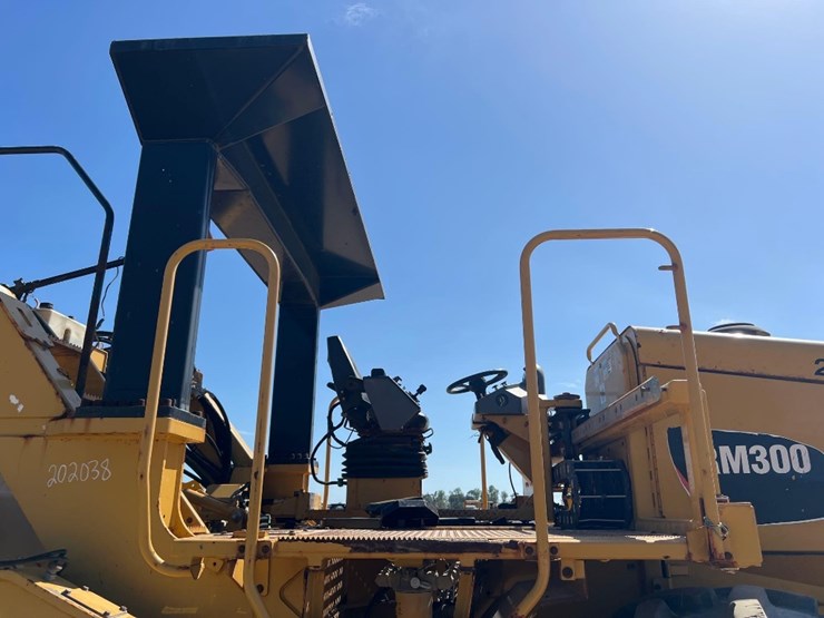 2015-caterpillar-rm-300-image-28