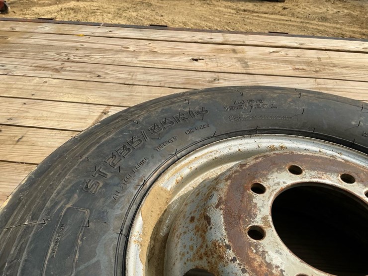 #150-•-2015-pj-gooseneck-trailer-image-25