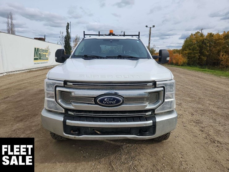 2021-ford-f350-image-22