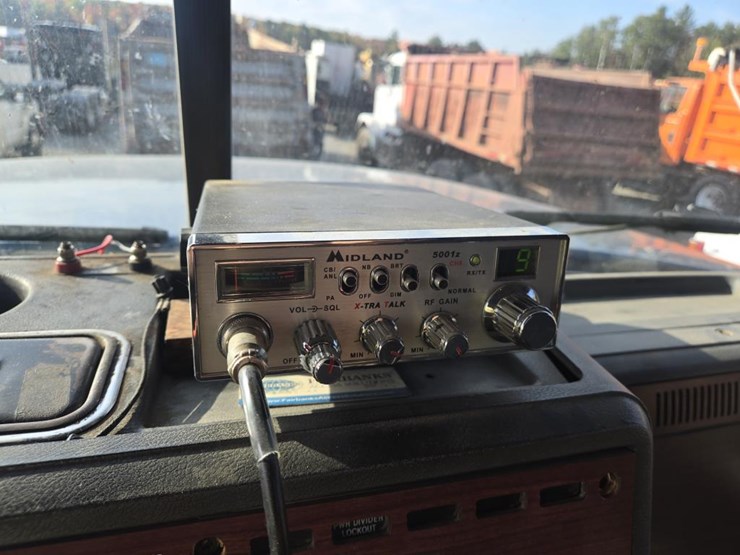 1997-mack-cl700-image-45