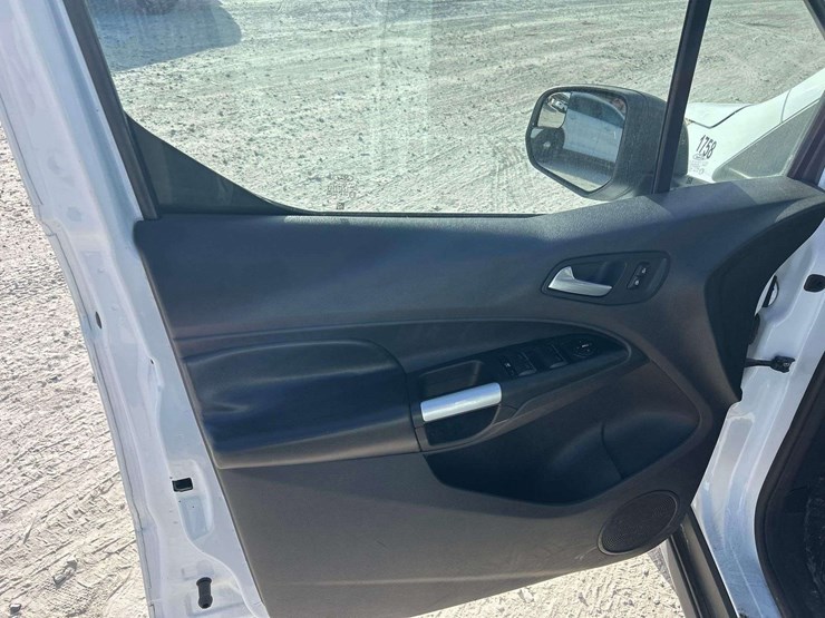 2014-ford-transit-connect-image-11