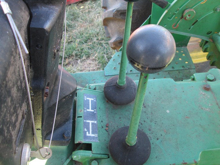 john-deere-1530-image-28