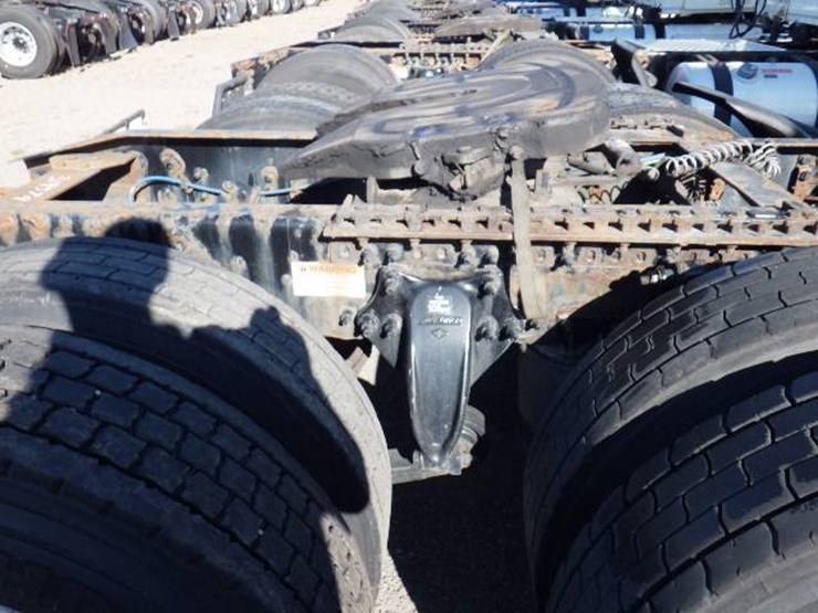 2018-freightliner-cascadia-126-image-4