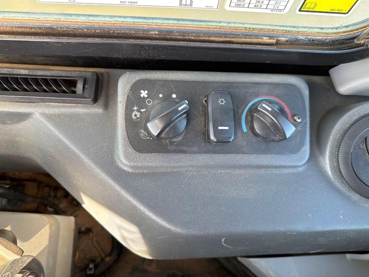 2020-caterpillar-305e2-cr-image-35