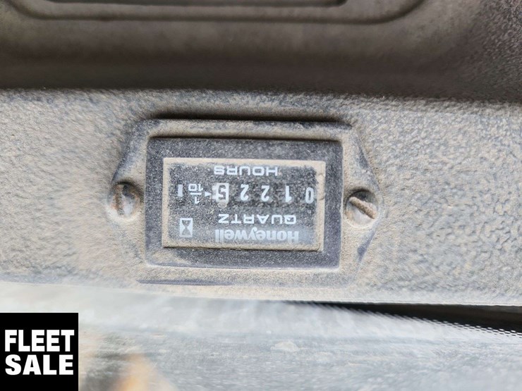 2014-deere-410k-image-49