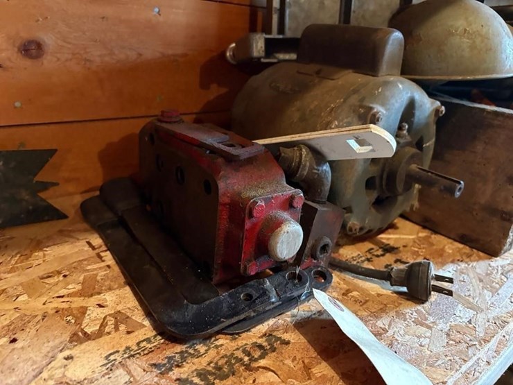 pipe-fitting-threader,-electric-motor-etc-image-2