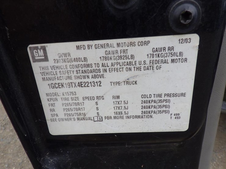 2004-chevrolet-1500-image-14