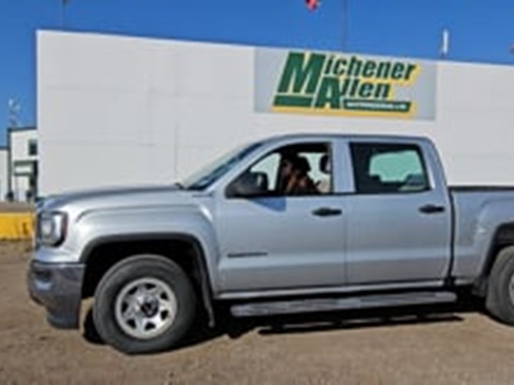 2017-gmc-sierra-1500-image-5