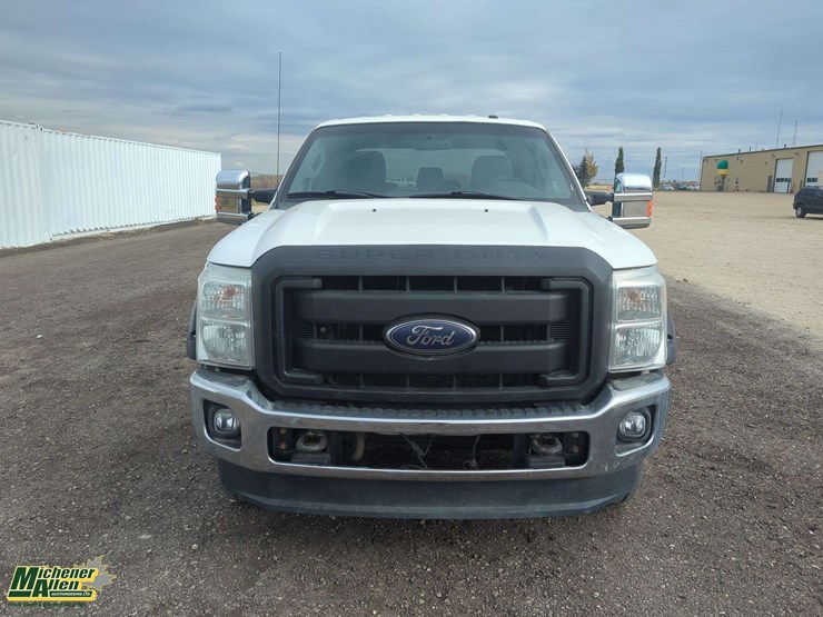 2015-ford-f350-image-19