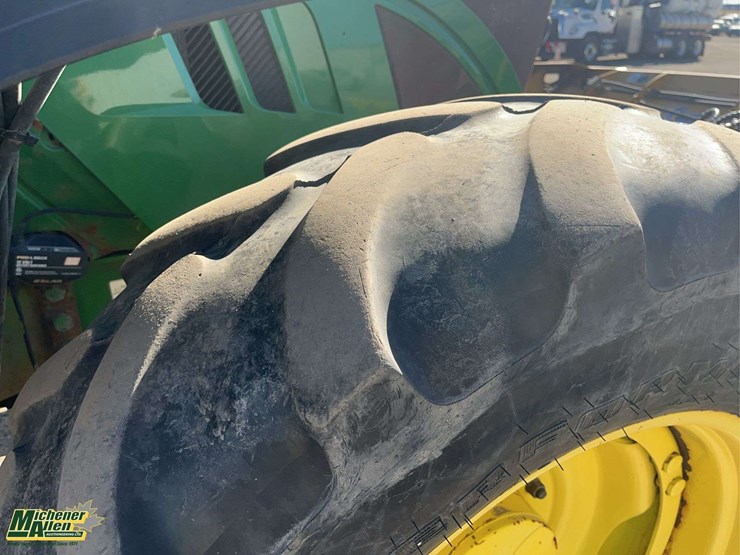 2015-john-deere-6125m-image-10
