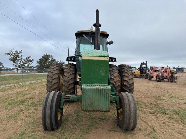 john-deere-4440-image-3