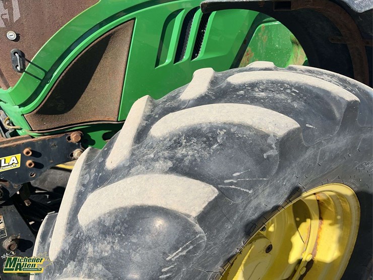 2015-john-deere-6125m-image-7