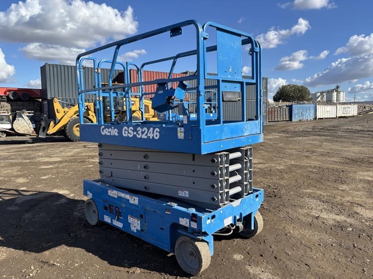 2019-genie-gs3246-image-2