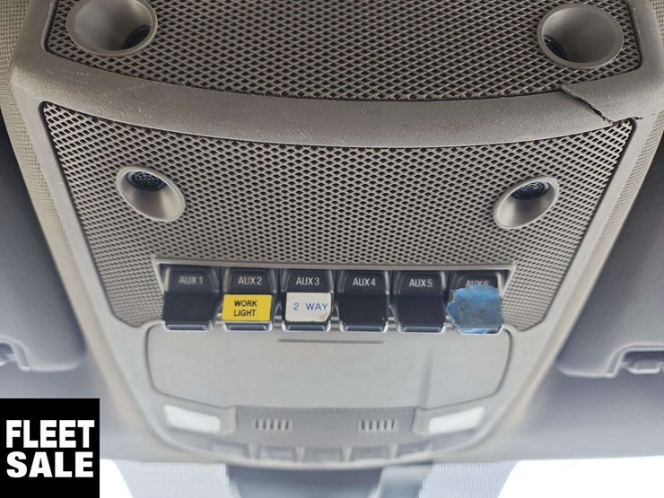 2021-ford-f350-image-15