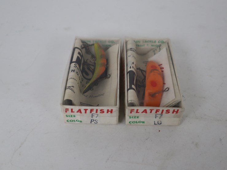 #26-•-#4255-•-antique-fishing-lures-image-6