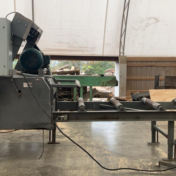 #140 • Wood-Mizer EG 430 Edger