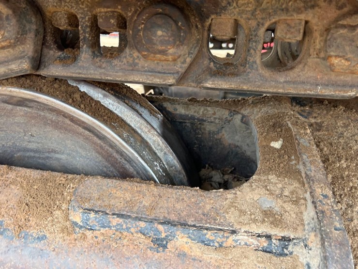 2017-caterpillar-330fl-image-15