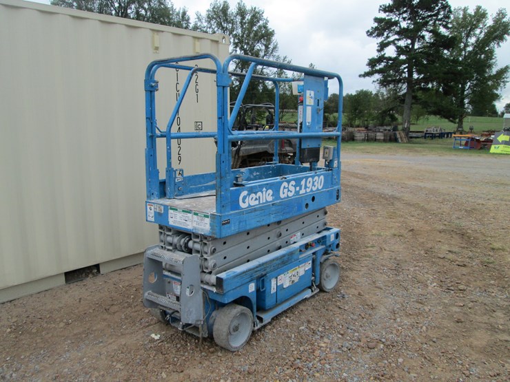 genie-gs1930-image-3
