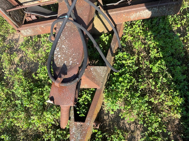 #5041-•-h-&-s-tandem-spreader-for-parts-image-15
