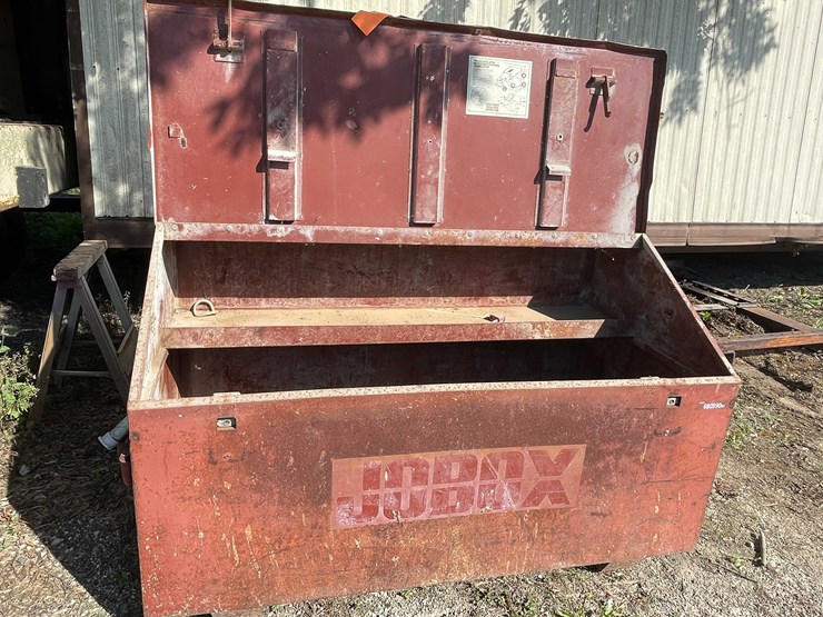 #1981-•-jobox-metal-storage-cabinet-image-1