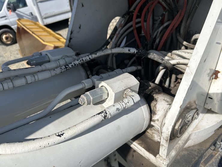 2012-terex-commander-5050-image-49