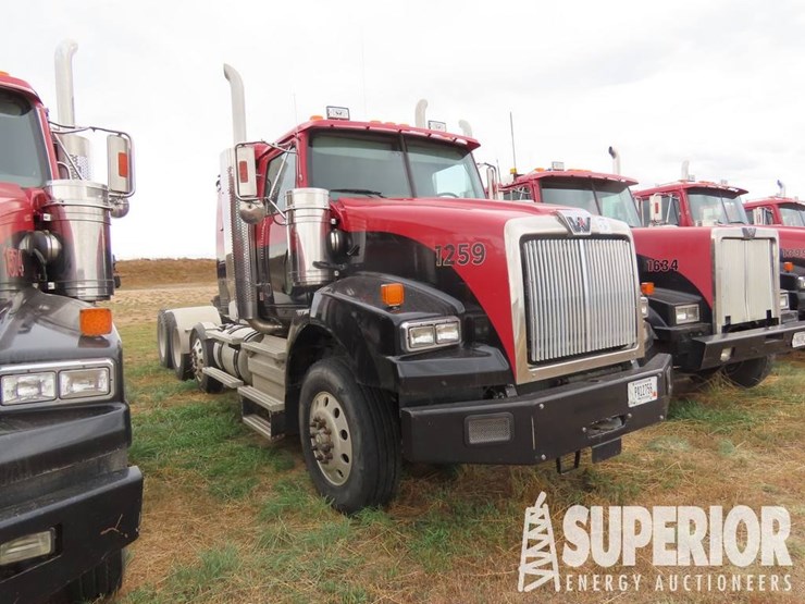 2013-western-star-4900-image-2