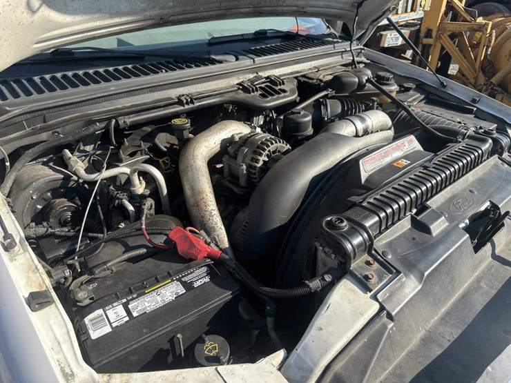 2004-ford-f350-image-37
