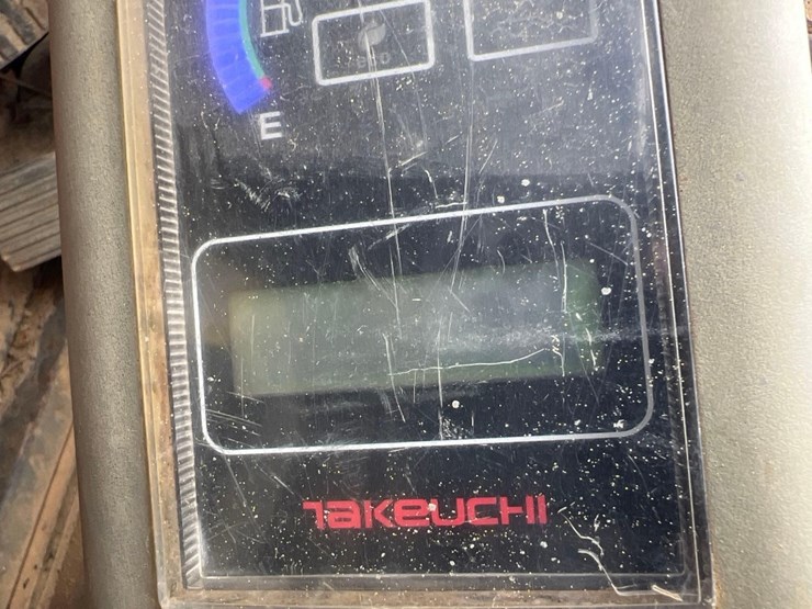 takeuchi-tl10-image-27