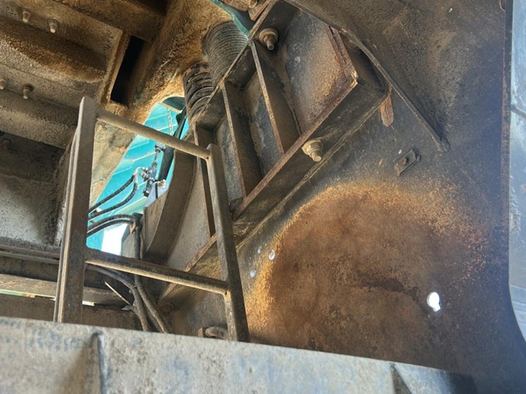 #119-•-2017-powerscreen-trakpactor-500-horizontal-impact-crusher-image-33