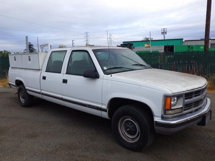 1998-chevrolet-3500-image-2