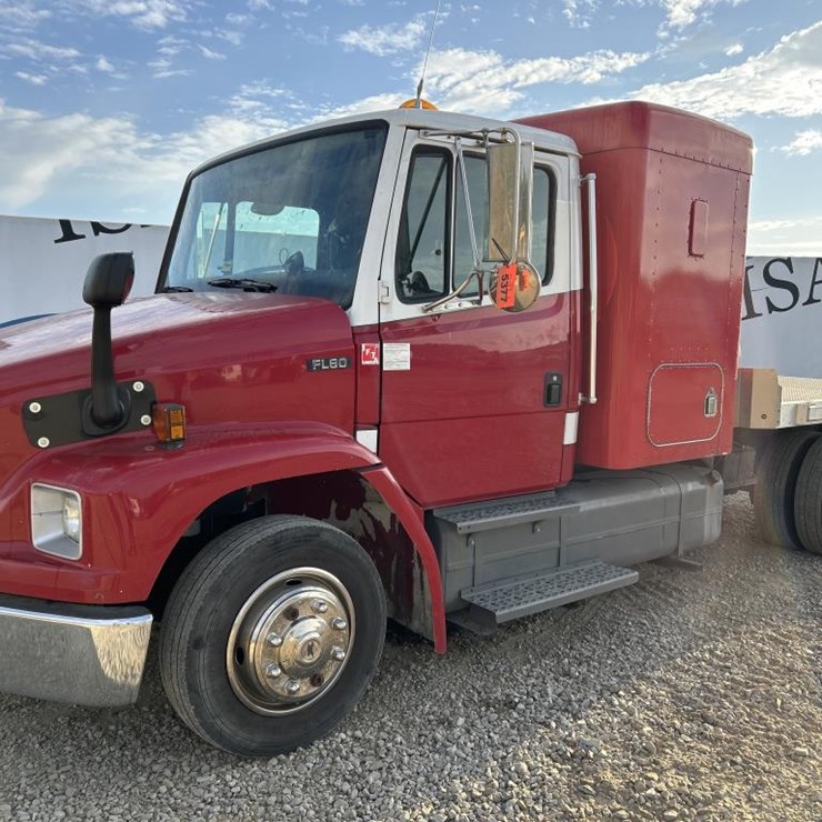1997 FREIGHTLINER FL60