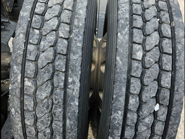 2019-freightliner-cascadia-126-image-87