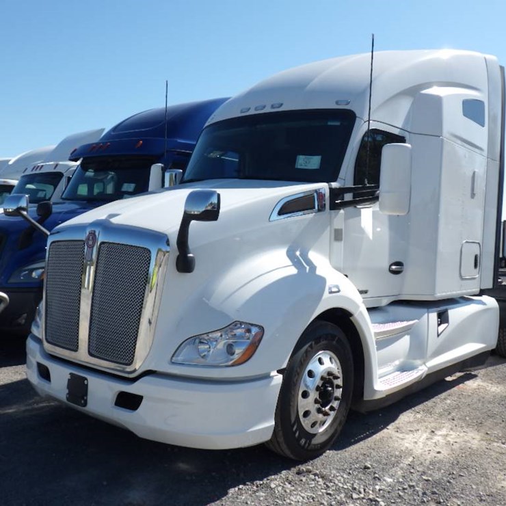 2022 KENWORTH T680