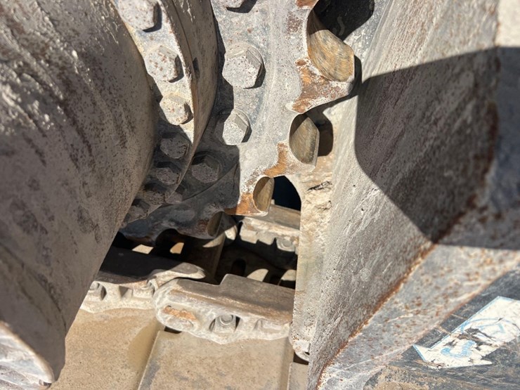2019-deere-350g-lc-image-33