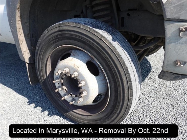 2005-ford-f450-image-12