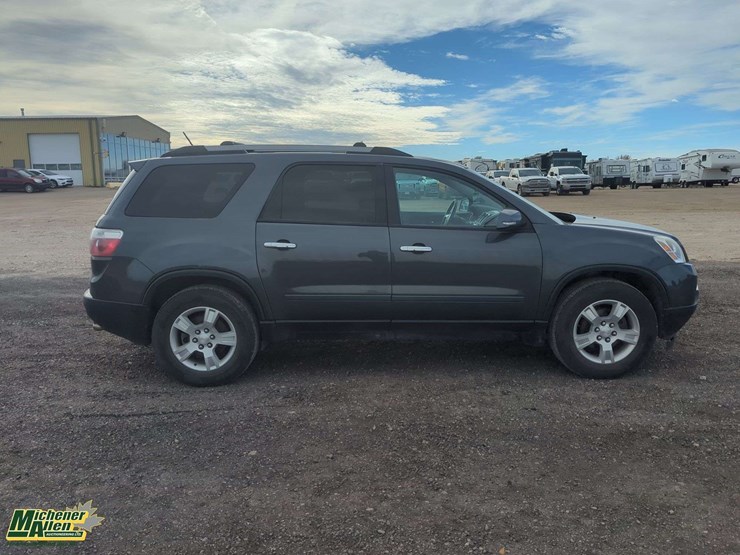 2012-gmc-acadia-image-23