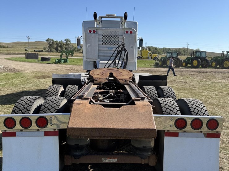 2009-kenworth-t800-image-6