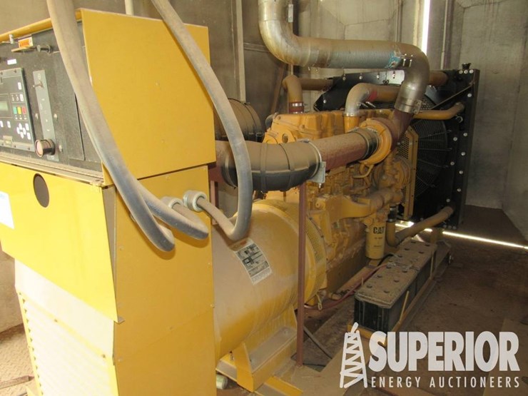 2010-caterpillar-532-image-3