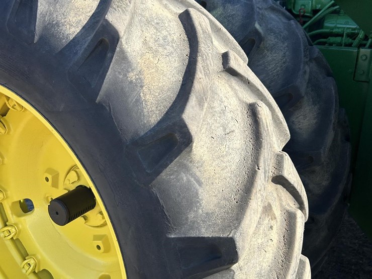 john-deere-8450-image-17