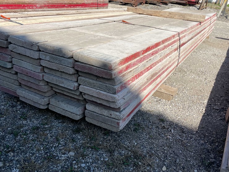 #1977-•-(40)-scaffolding-planks-image-1