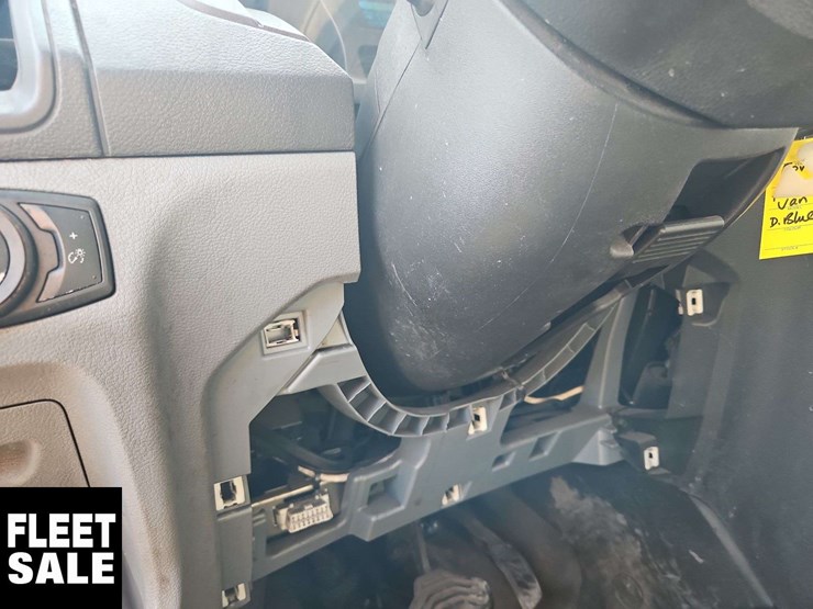 2019-ford-transit-image-23