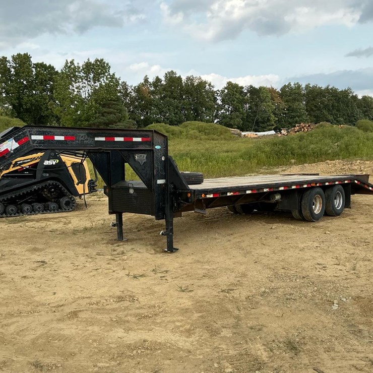 #150 • 2015 PJ Gooseneck Trailer