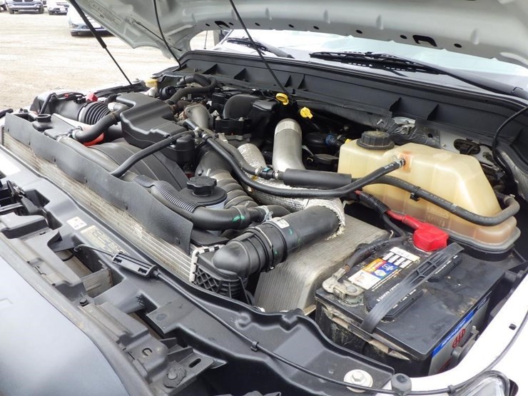 2016-ford-f550-image-11
