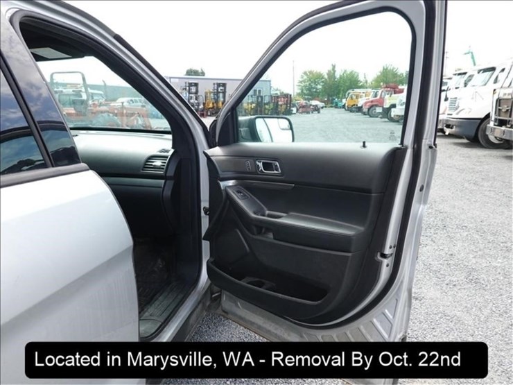 2018-ford-explorer-image-23