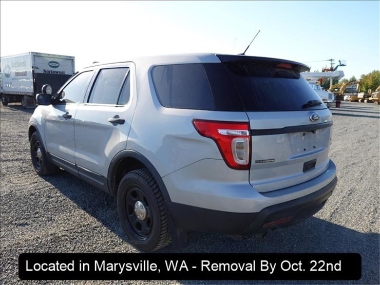 2015-ford-explorer-image-11